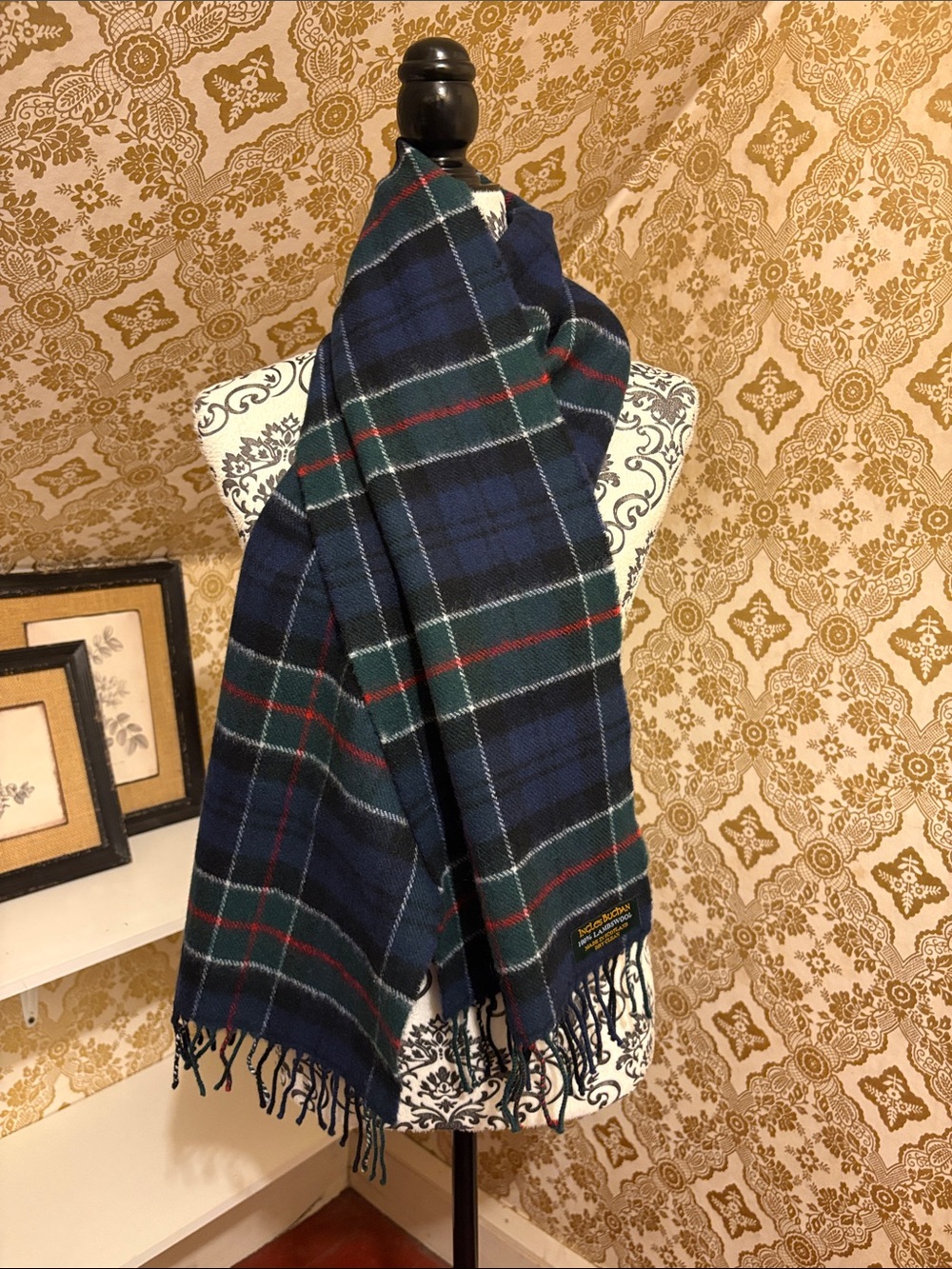 Vintage Ingles Buchan 100% Lambswool Tartan Plaid Scarf Made in Scotland